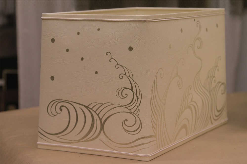 Vagues: création originale, dorure sur parchemin